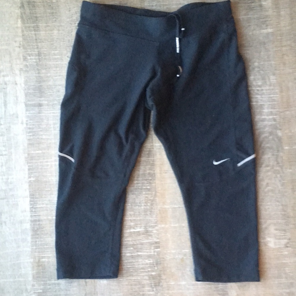 Nike cropped running pants